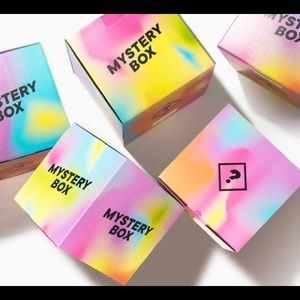 ✨🌈🎀 MysTerY Box oF cUte Stuff 🎀🌈✨